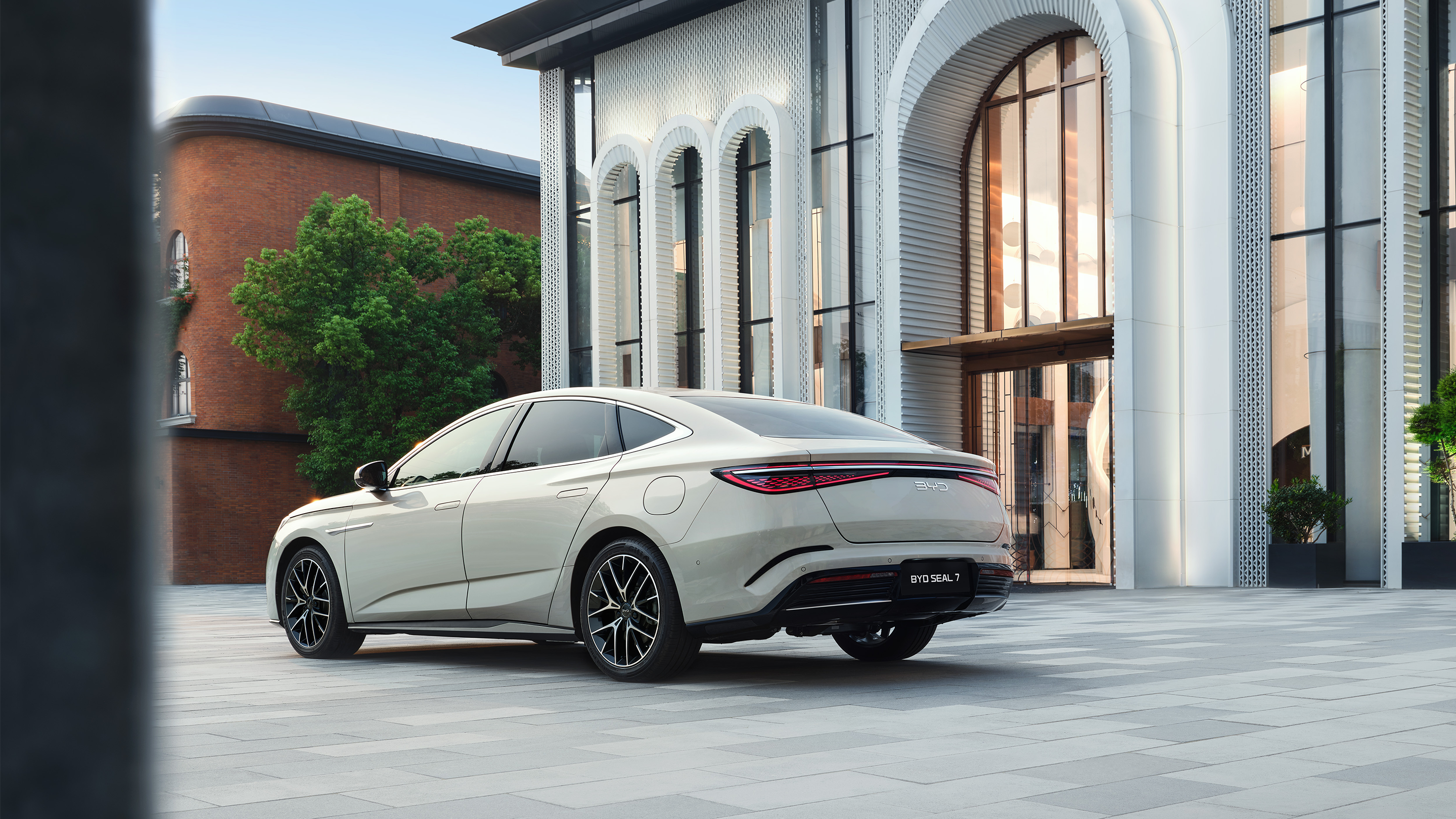 九州酷游 SEAL 7 DM-i